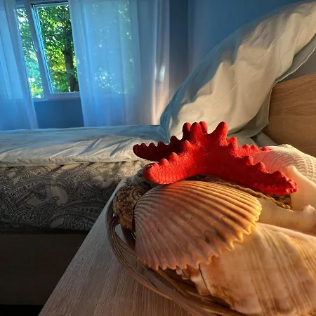 Petya's Two Bedroom Near The Sea Garden. Apartment *